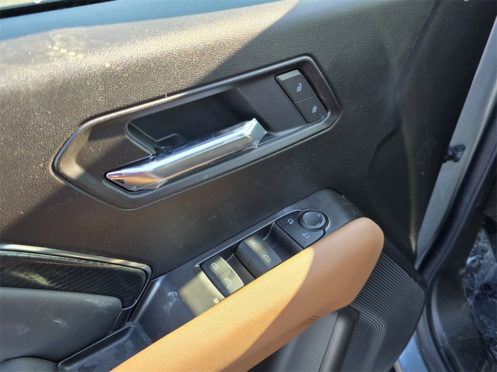 2025 Gmc Canyon AT4 photo 12