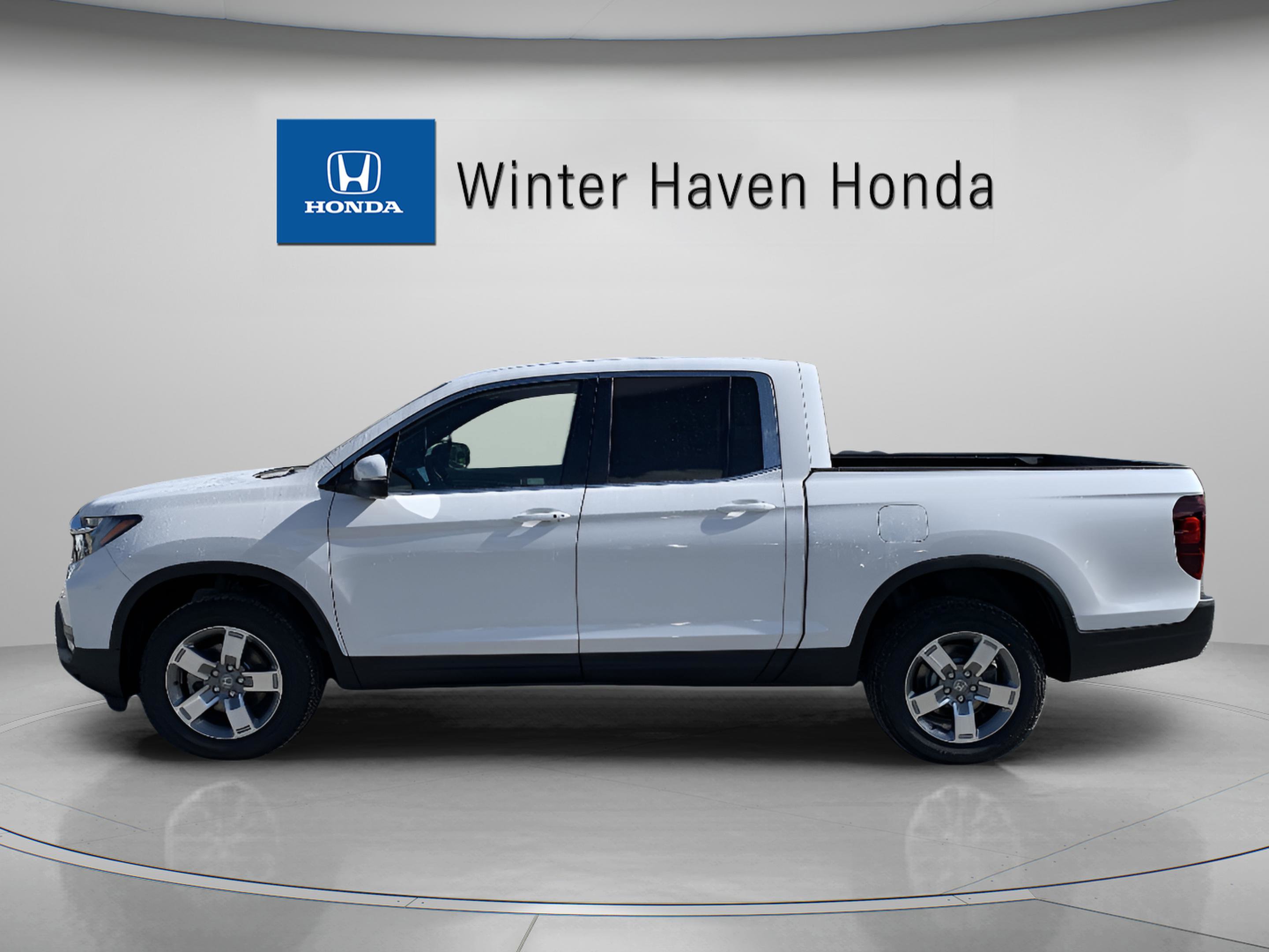2025 Honda Ridgeline RTL photo 3