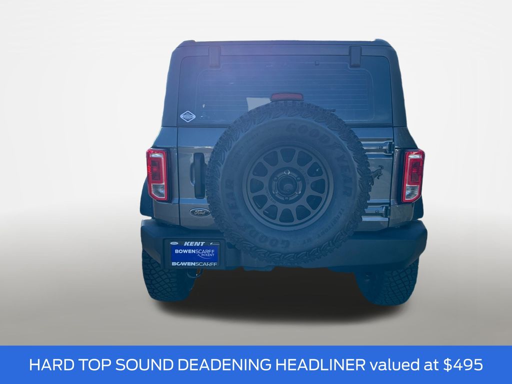 2025 Ford Bronco Base photo 4