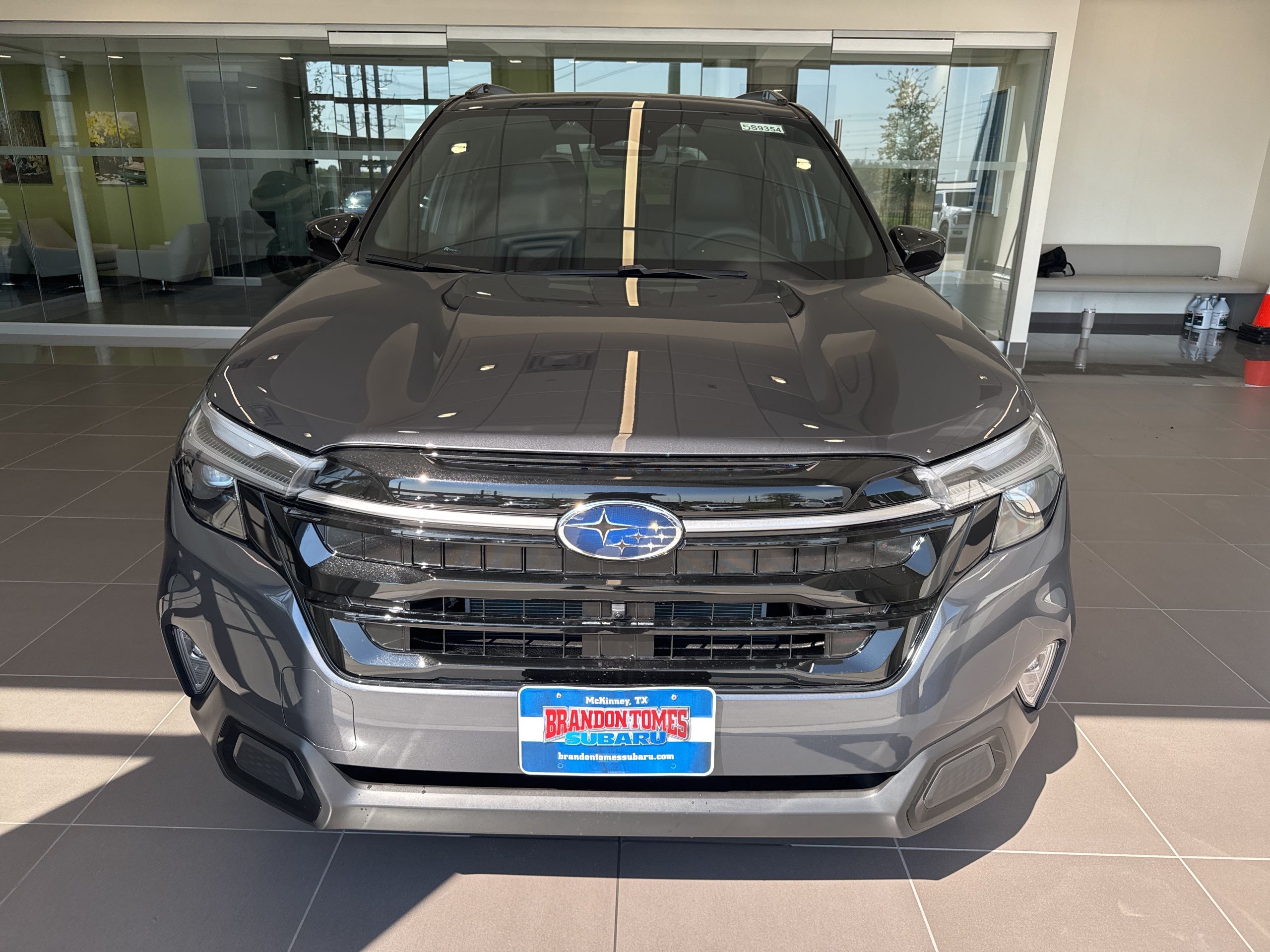 2025 Subaru Forester Touring photo 8