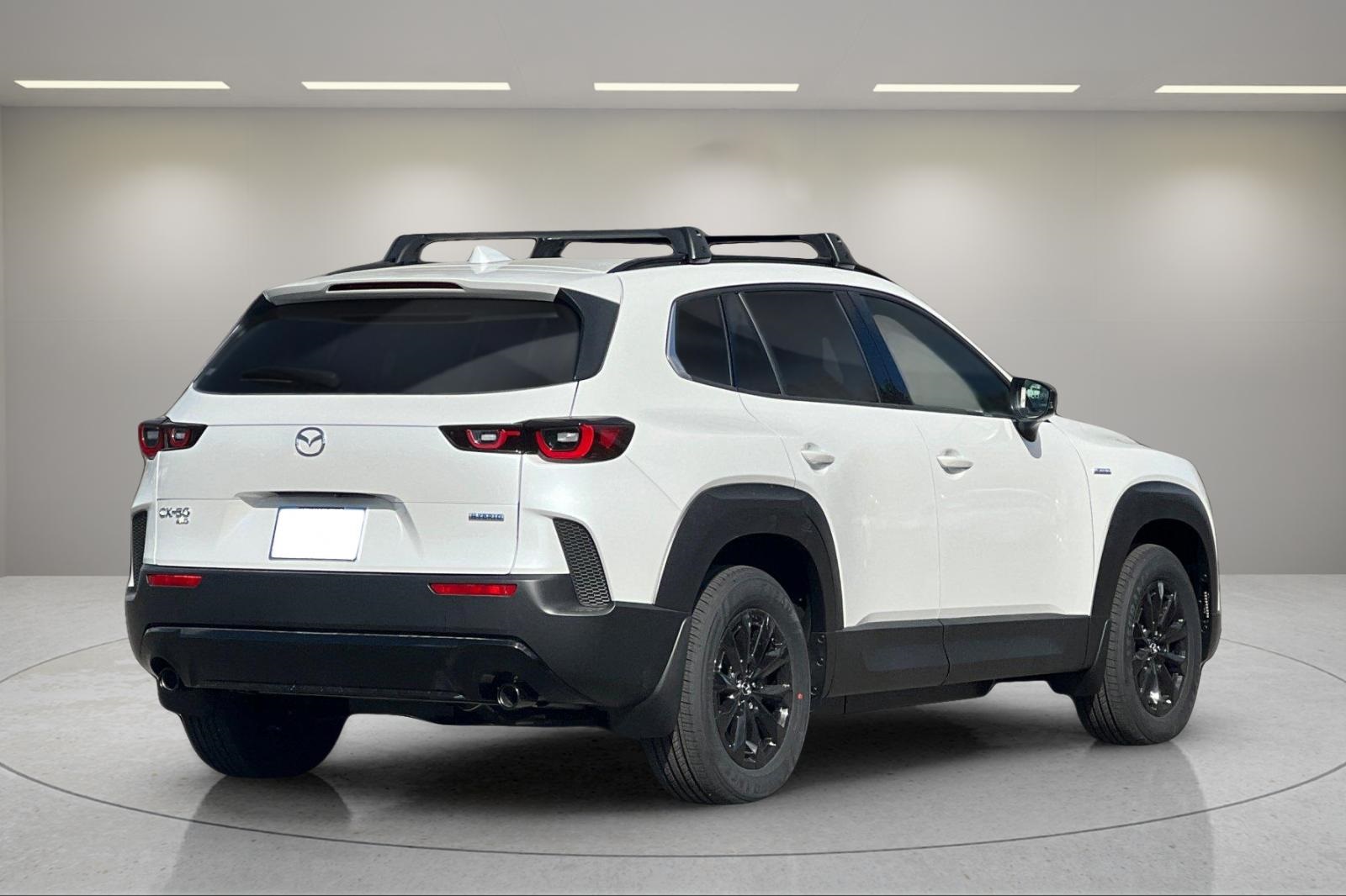2025 Mazda CX-50 Premium photo 3