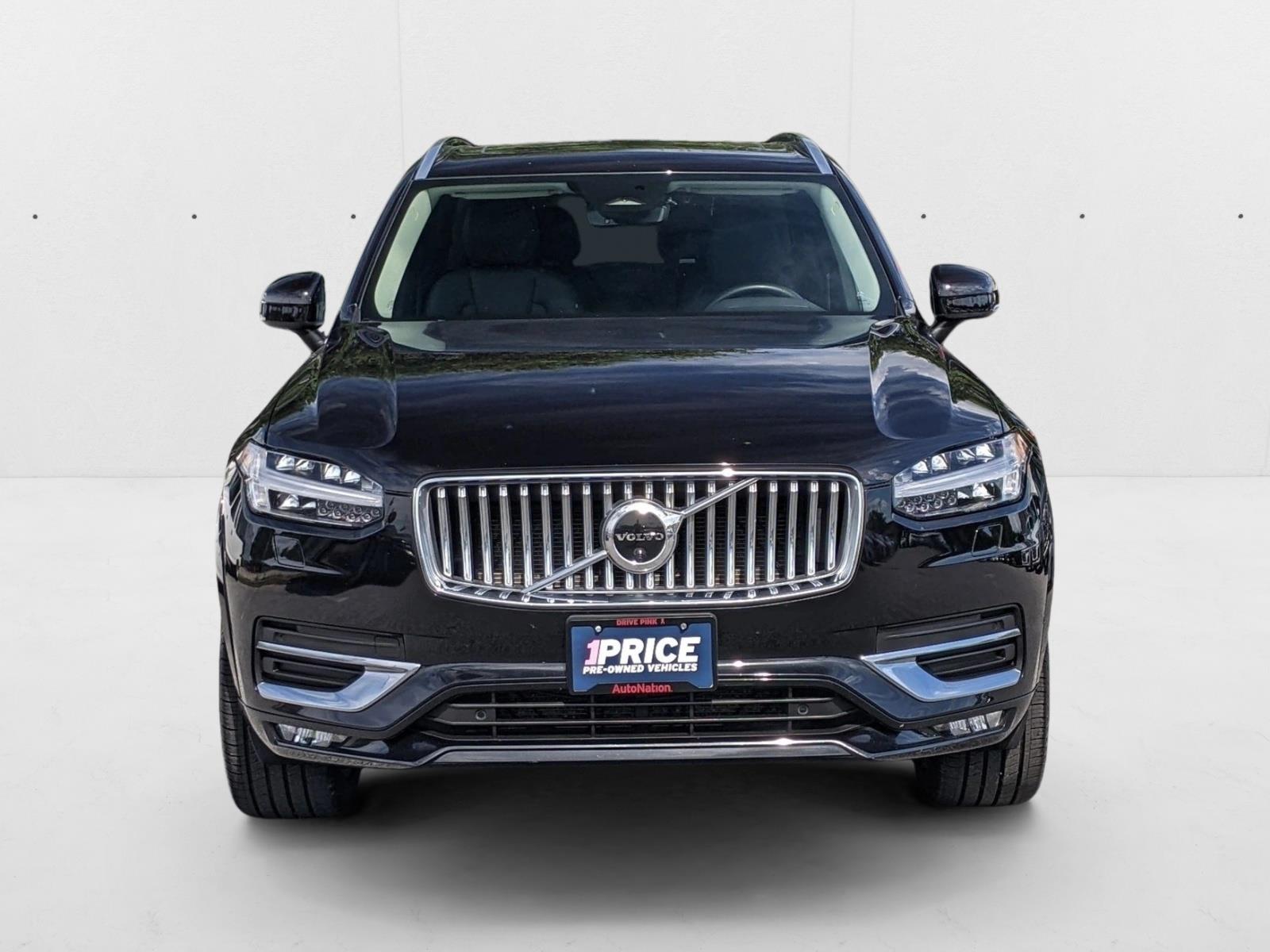 2023 Volvo XC90 AWD Plus photo 2