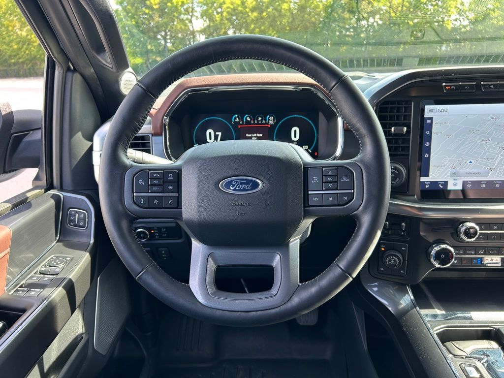 2023 Ford F-150 Lariat photo 12