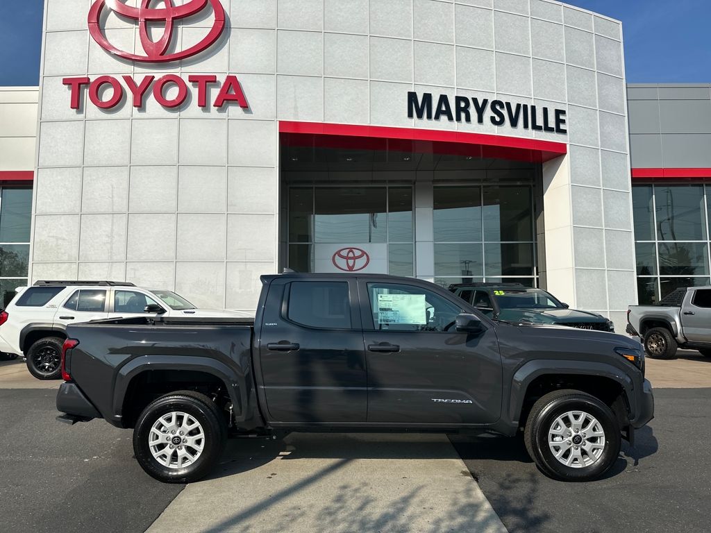 2025 Toyota Tacoma SR5 4x4 Double Cab photo 2