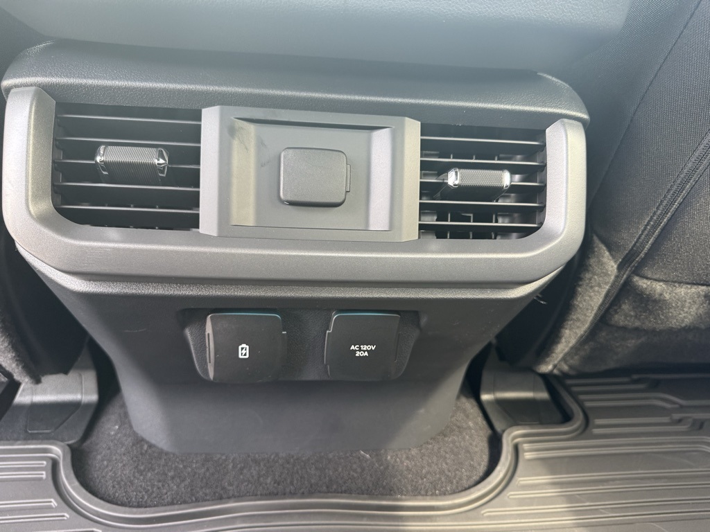 2025 Ford F-150 XLT photo 54