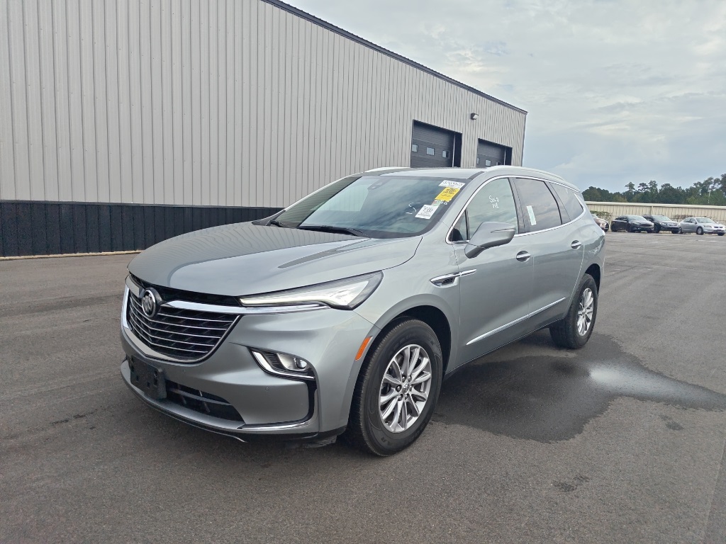 2024 Buick Enclave Premium photo 2