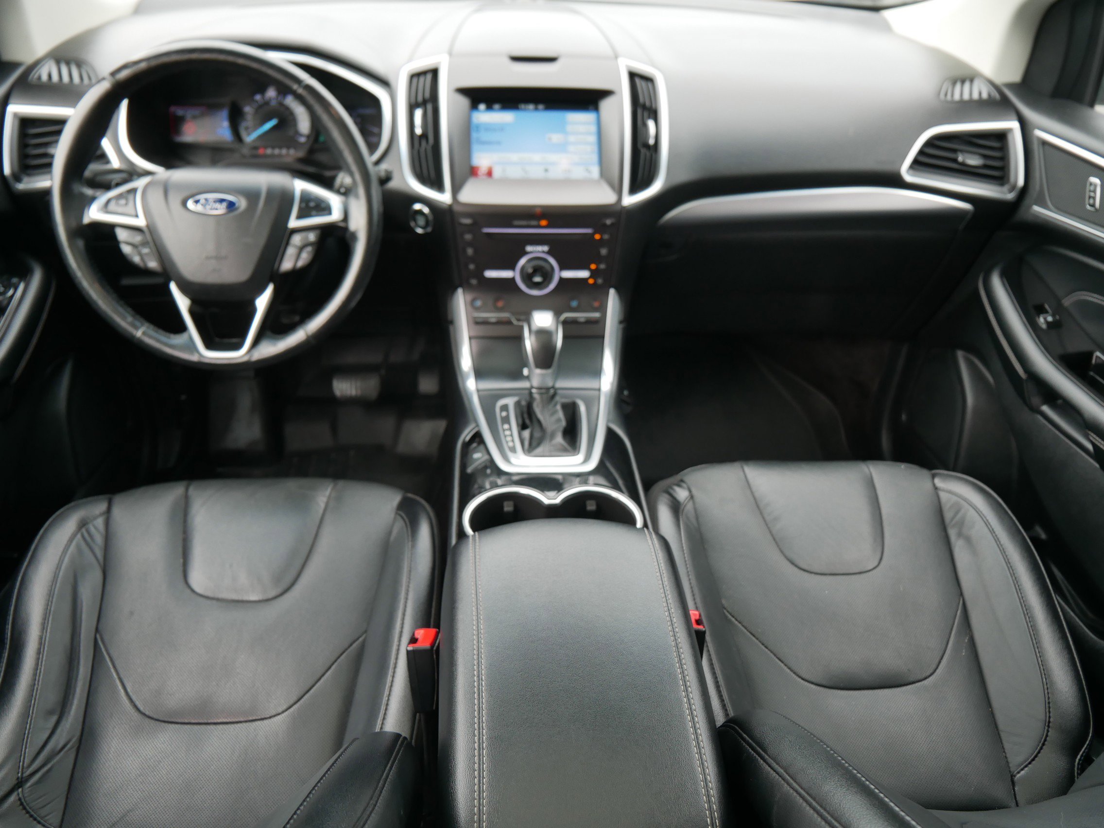 2016 Ford Edge Titanium photo 14