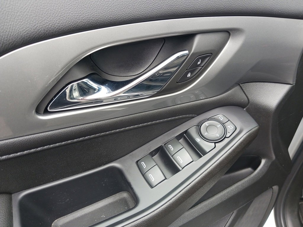 2022 Chevrolet Traverse Cloth photo 8