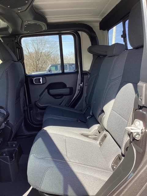 2025 Jeep Gladiator Sport S photo 15
