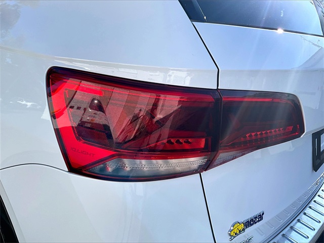2023 Volkswagen Taos SE photo 29