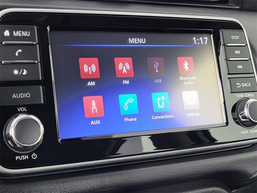 2024 Nissan Versa 1.6 S photo 20