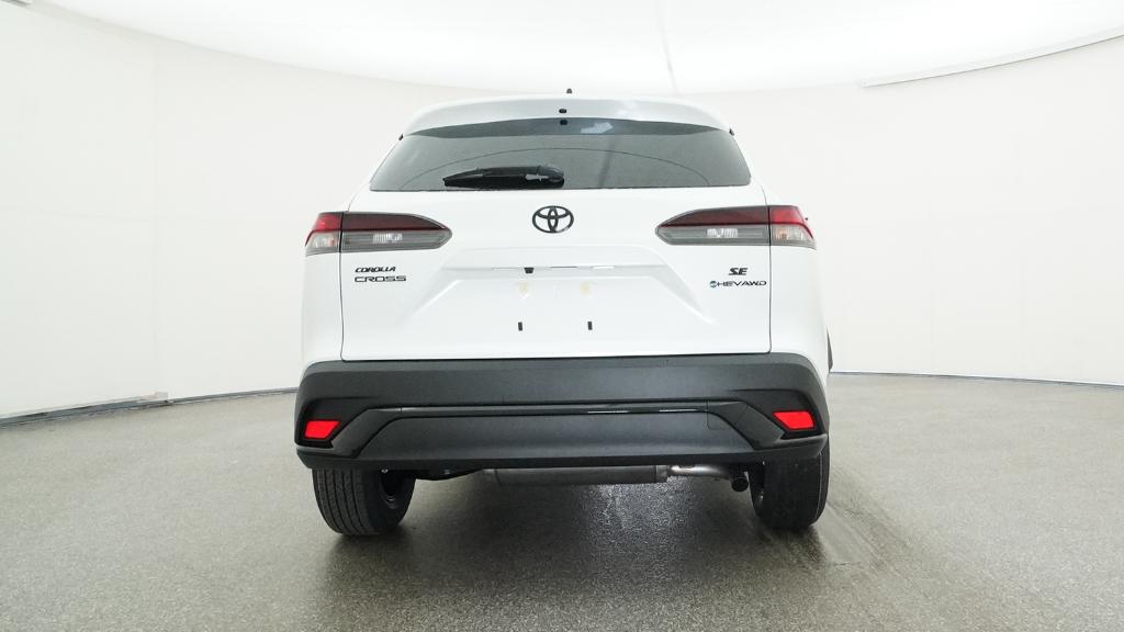 2026 Toyota Corolla Cross XLE XSE photo 14