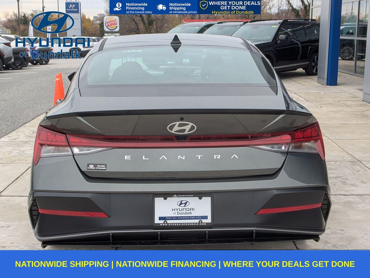 2026 Hyundai Elantra SEL Sport photo 2