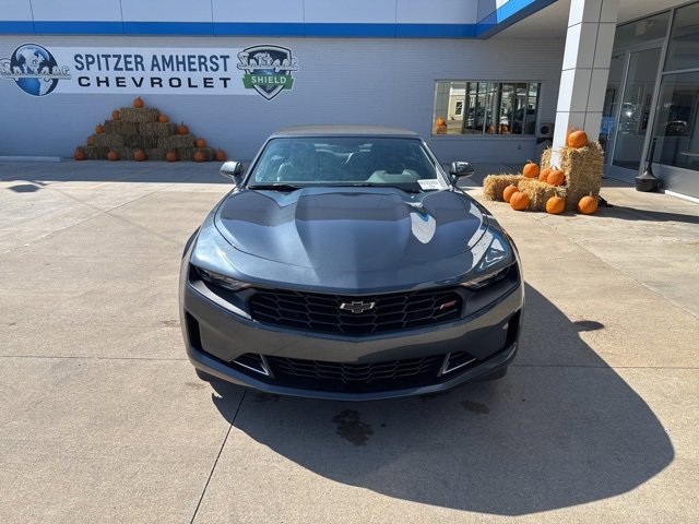 2023 Chevrolet Camaro 1LT photo 2