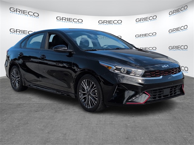2023 Kia Forte GT-Line's photo