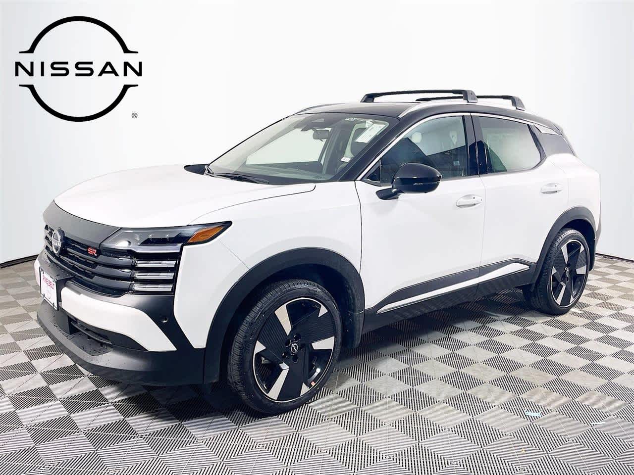 2026 Nissan KICKS SR AWD's photo