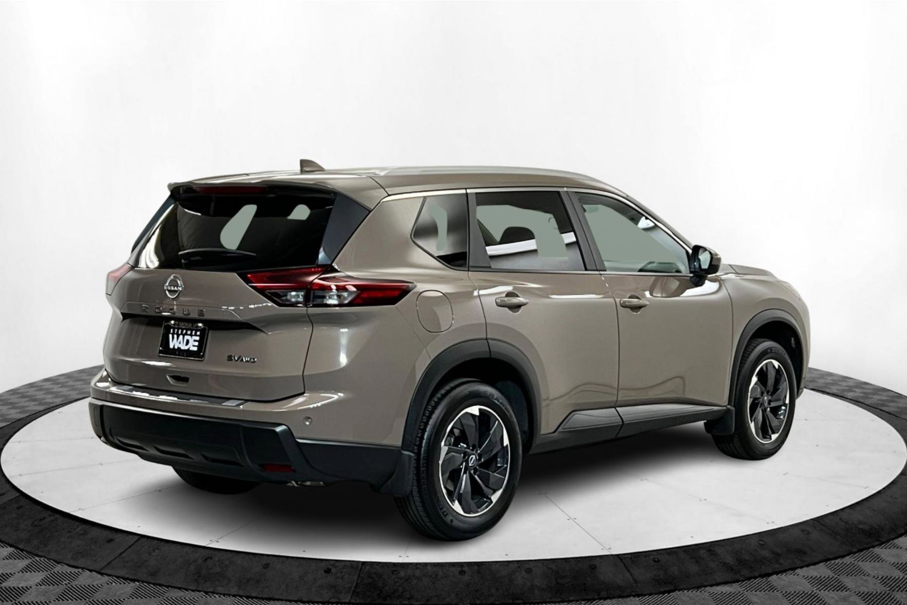 2024 Nissan Rogue SV photo 5