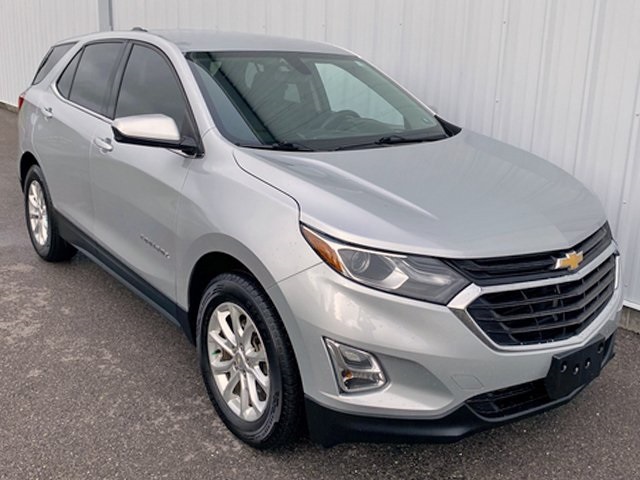 2018 Chevrolet Equinox LT photo 2