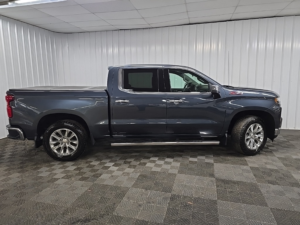 2021 Chevrolet Silverado 1500 LTZ photo 2