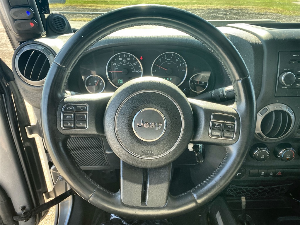 2014 Jeep Wrangler Willys Wheeler photo 10