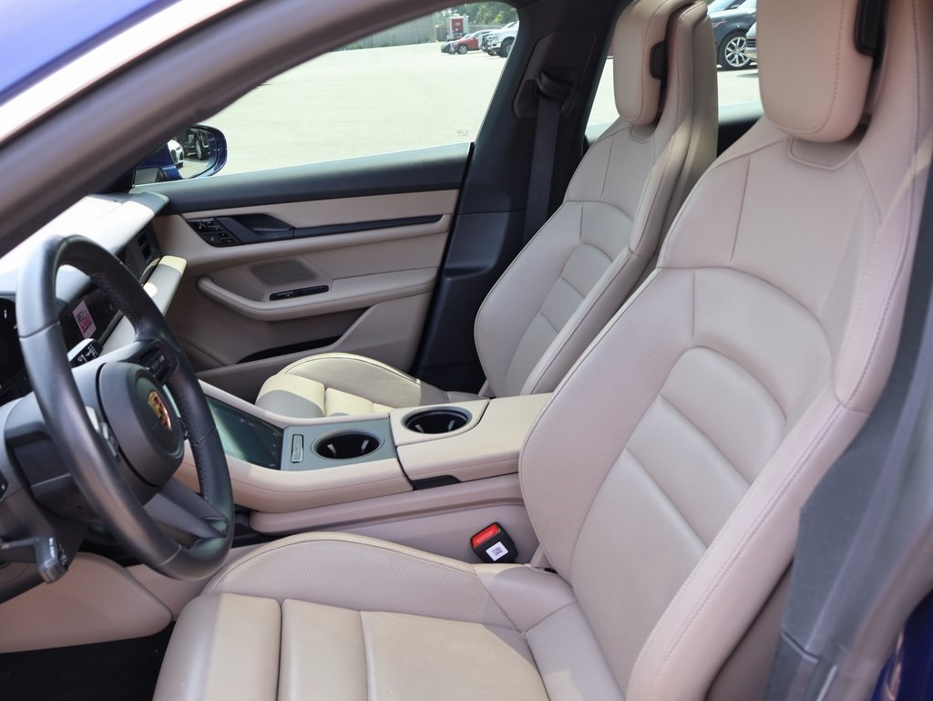 2021 Porsche Taycan 4S photo 19