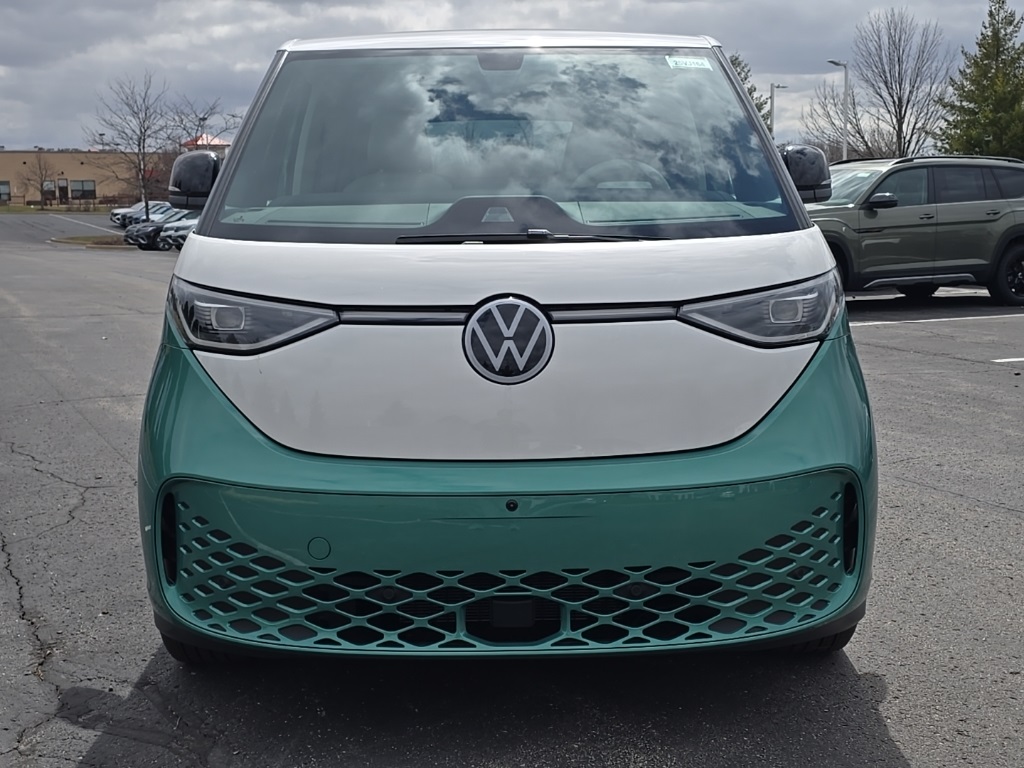 2025 Volkswagen ID. Buzz photo 2
