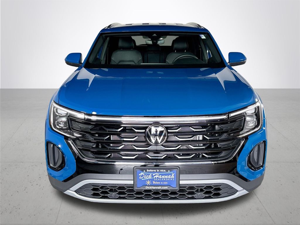 2025 Volkswagen Atlas Cross Sport SE photo 3