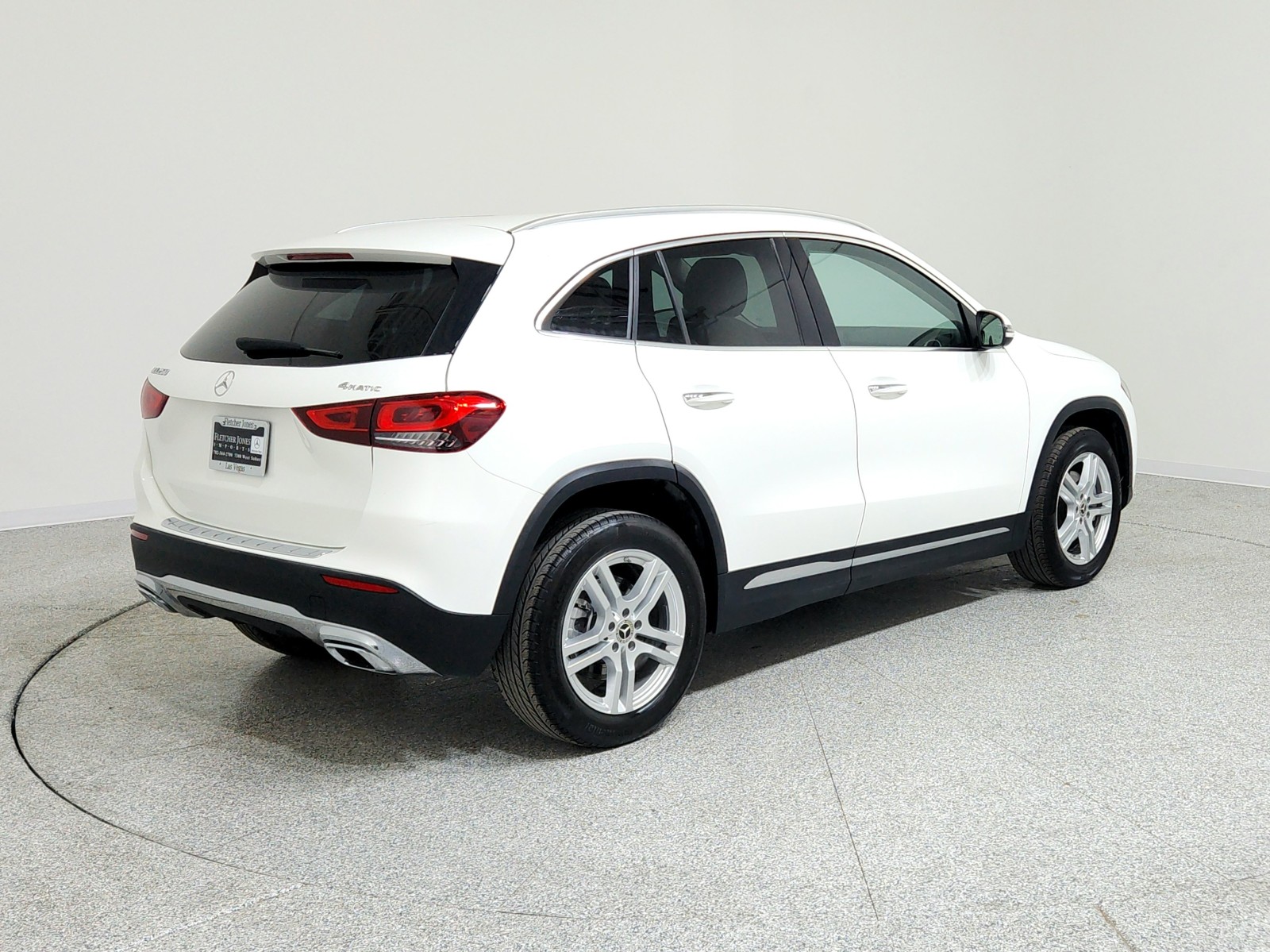 2022 Mercedes Benz GLA 250 4MATIC photo 2