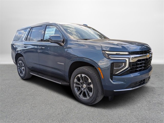 2026 Chevrolet Tahoe LS photo 2