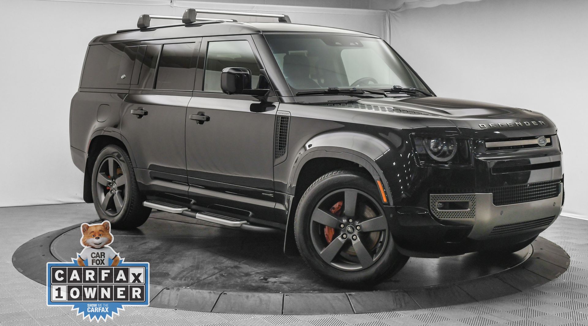 2023 Land Rover Defender X's photo