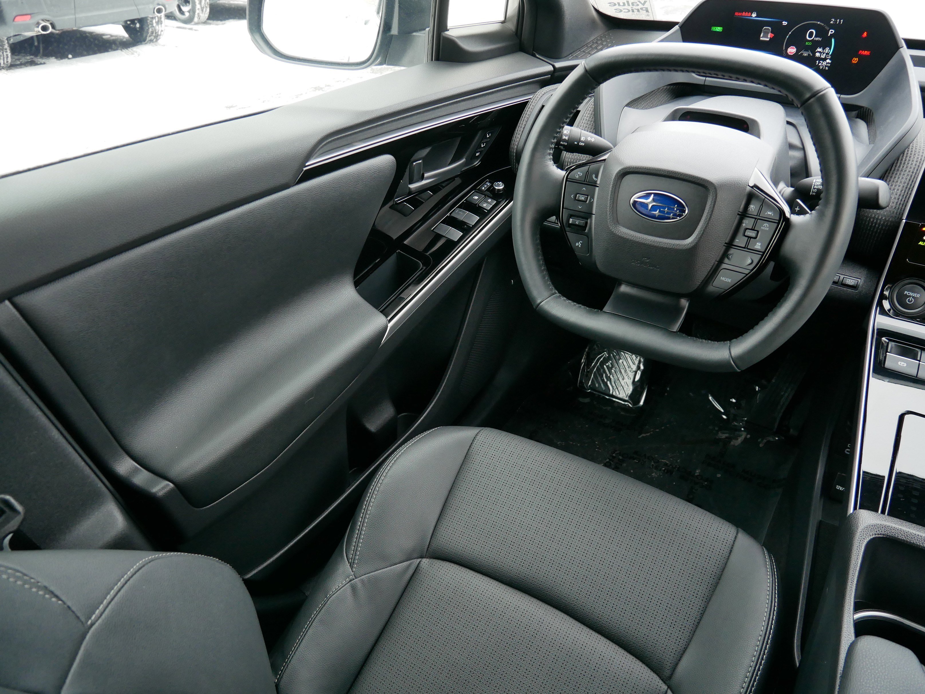 2024 Subaru Solterra Limited photo 4