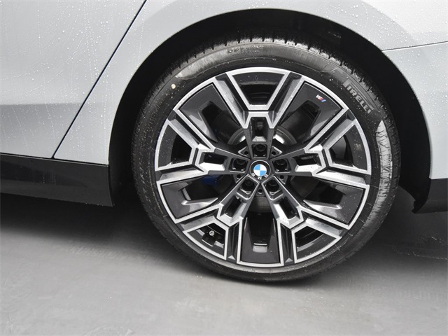 2024 Bmw 530i photo 2