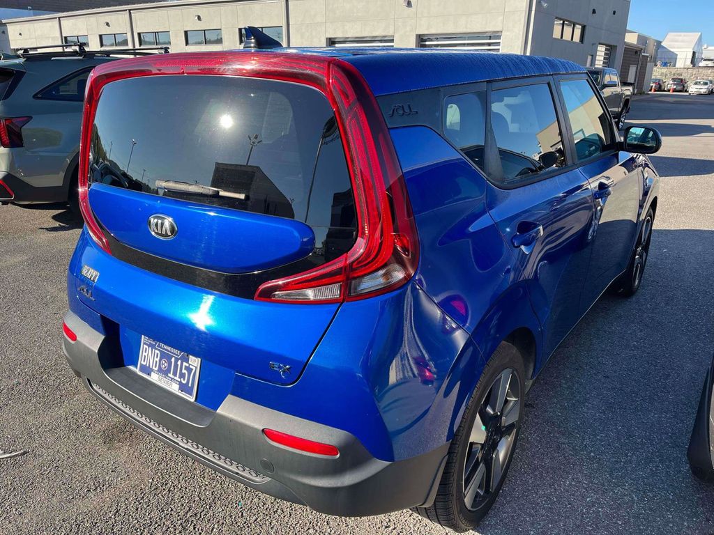 2020 Kia Soul EX photo 2
