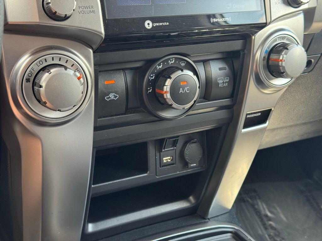2024 Toyota 4Runner SR5 photo 29