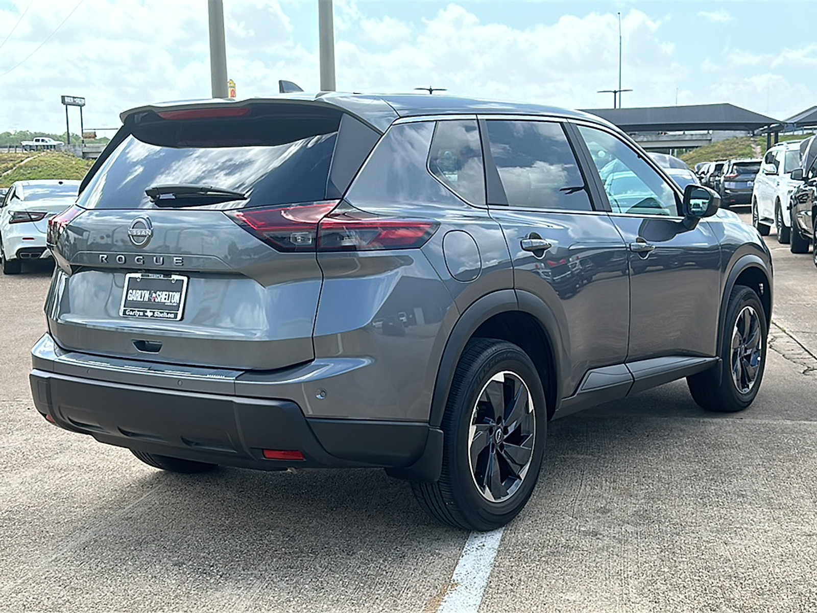 Certified Used 2025 Gun Metallic Nissan SV FWD image 8