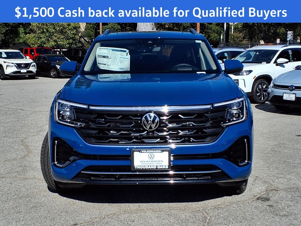 2026 Volkswagen Atlas SEL Premium R-Line photo 2