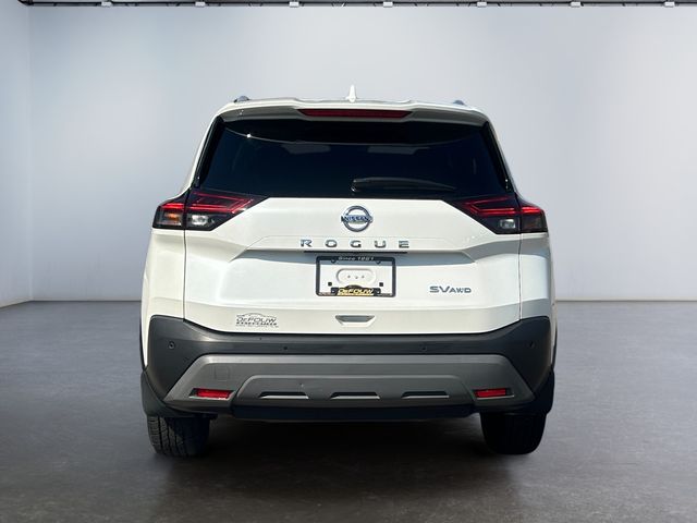 2021 Nissan Rogue SV photo 4