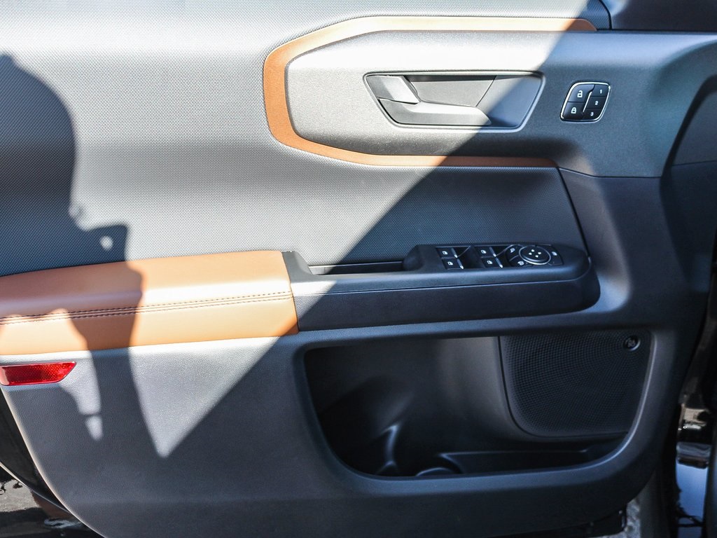 2025 Ford Bronco Sport Outer Banks photo 17