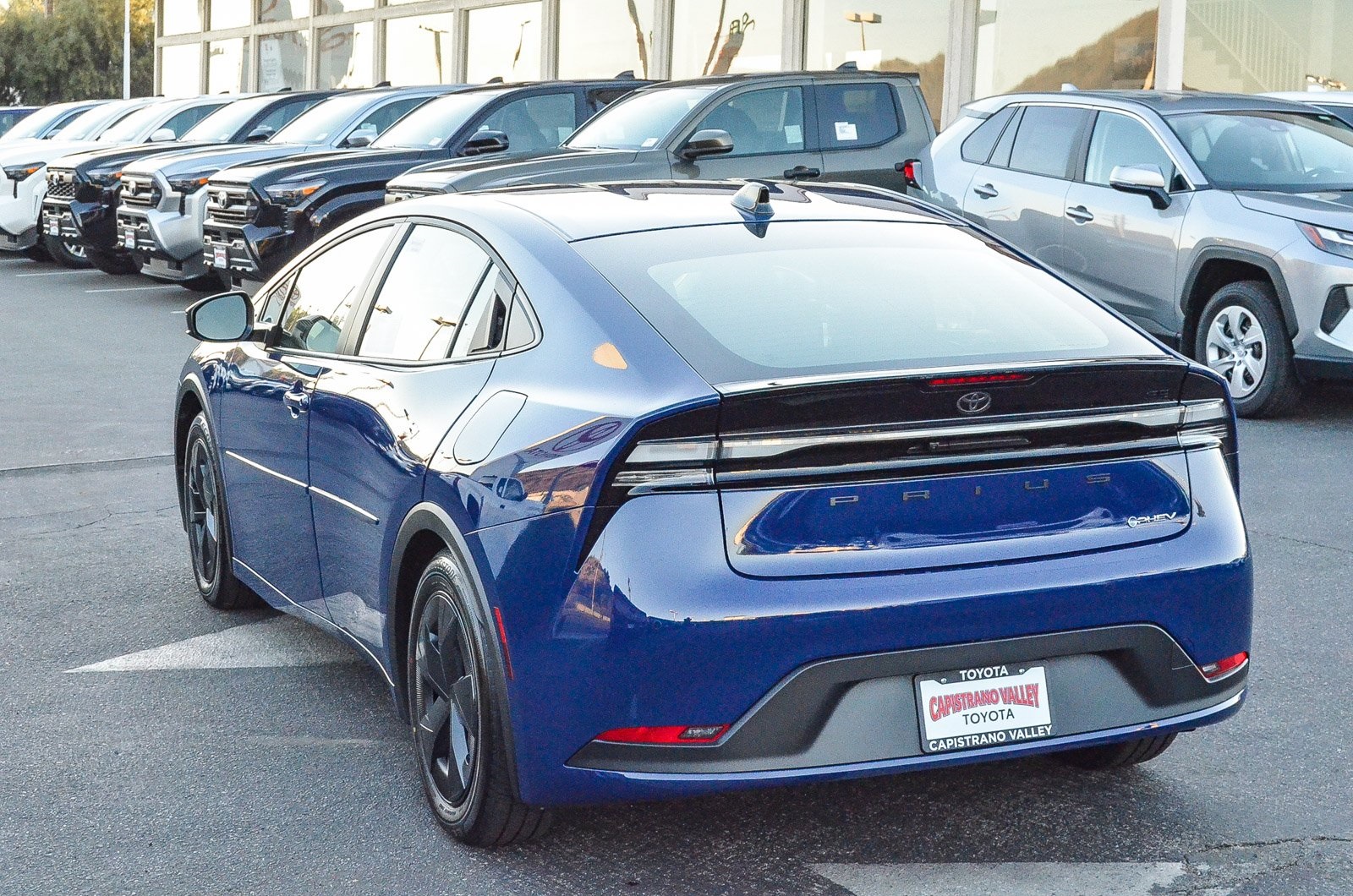 2026 Toyota Prius Plug-in Hybrid SE photo 4