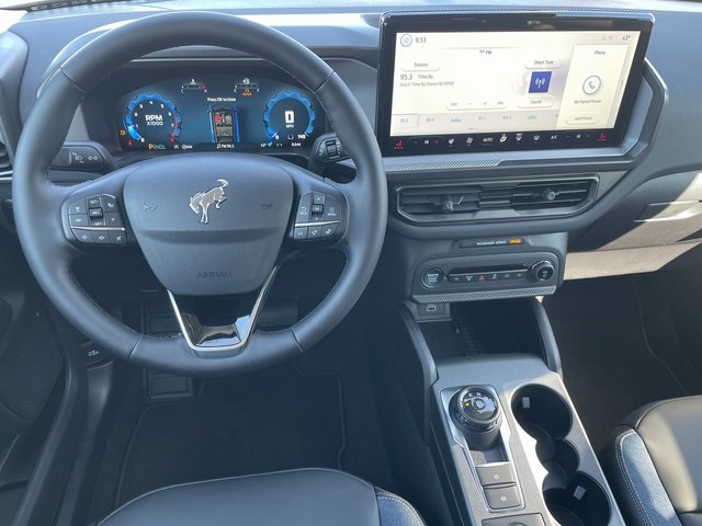 2025 Ford Bronco Sport Outer Banks photo 3
