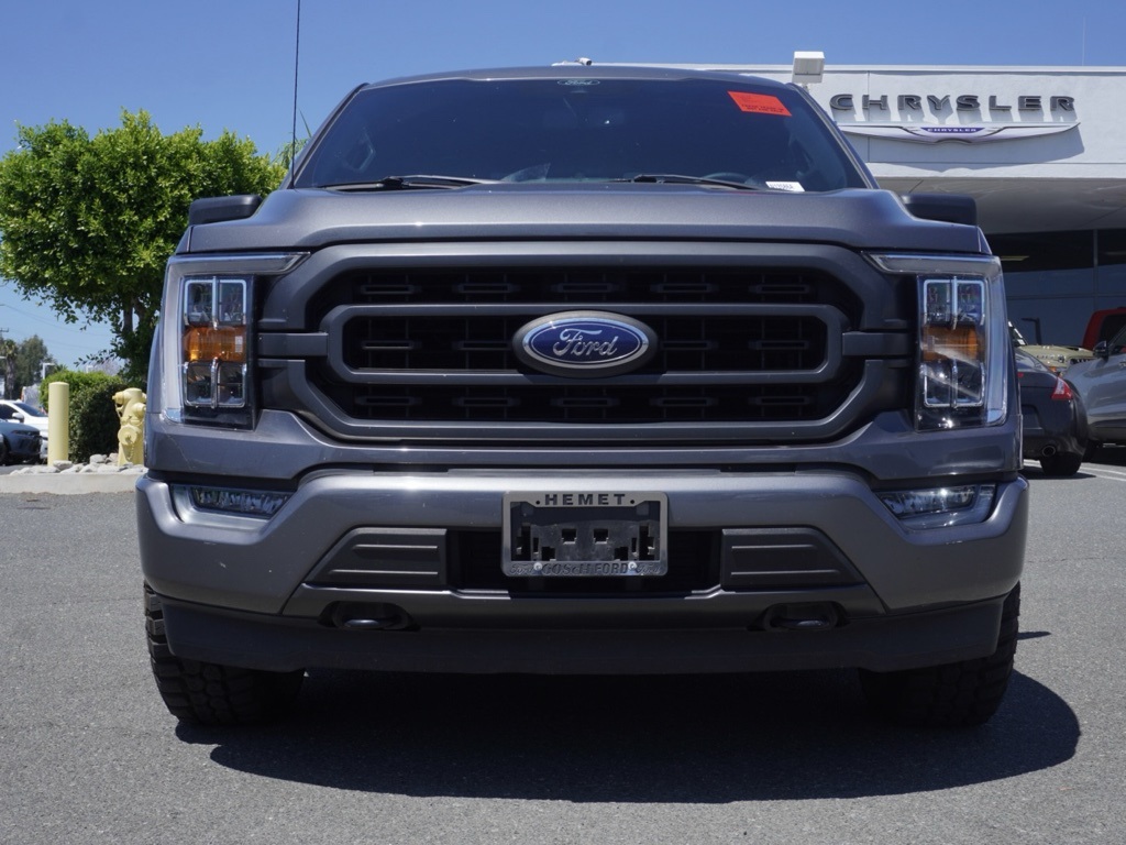 2021 Ford F-150 XLT FX4 photo 8