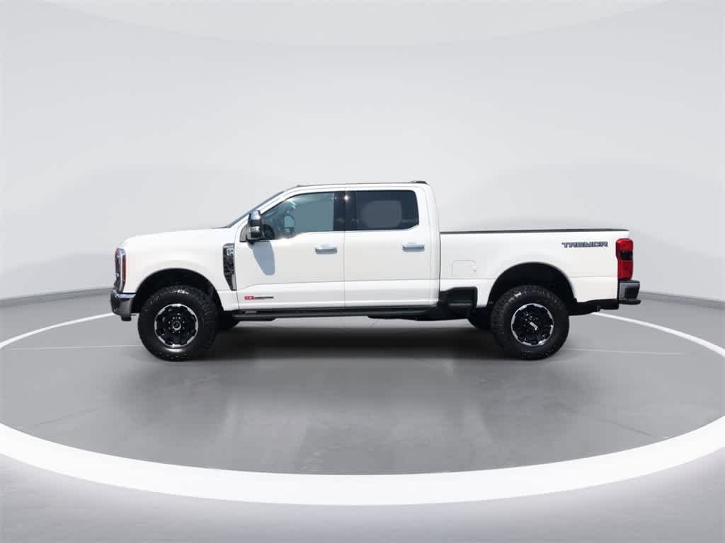 2025 Ford F-350 King Ranch photo 5