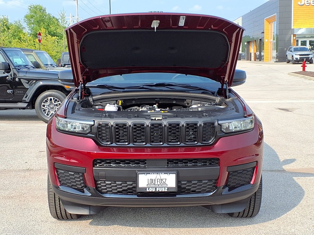 2025 Jeep Grand Cherokee Altitude X photo 21