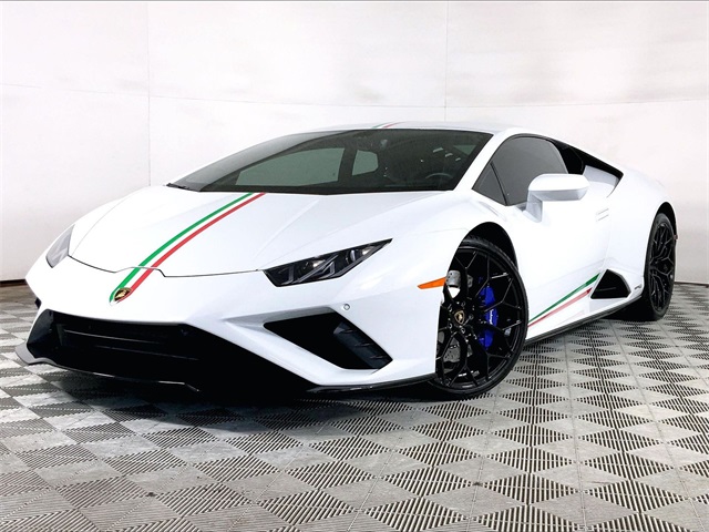 2021 Lamborghini Huracan EVO's photo