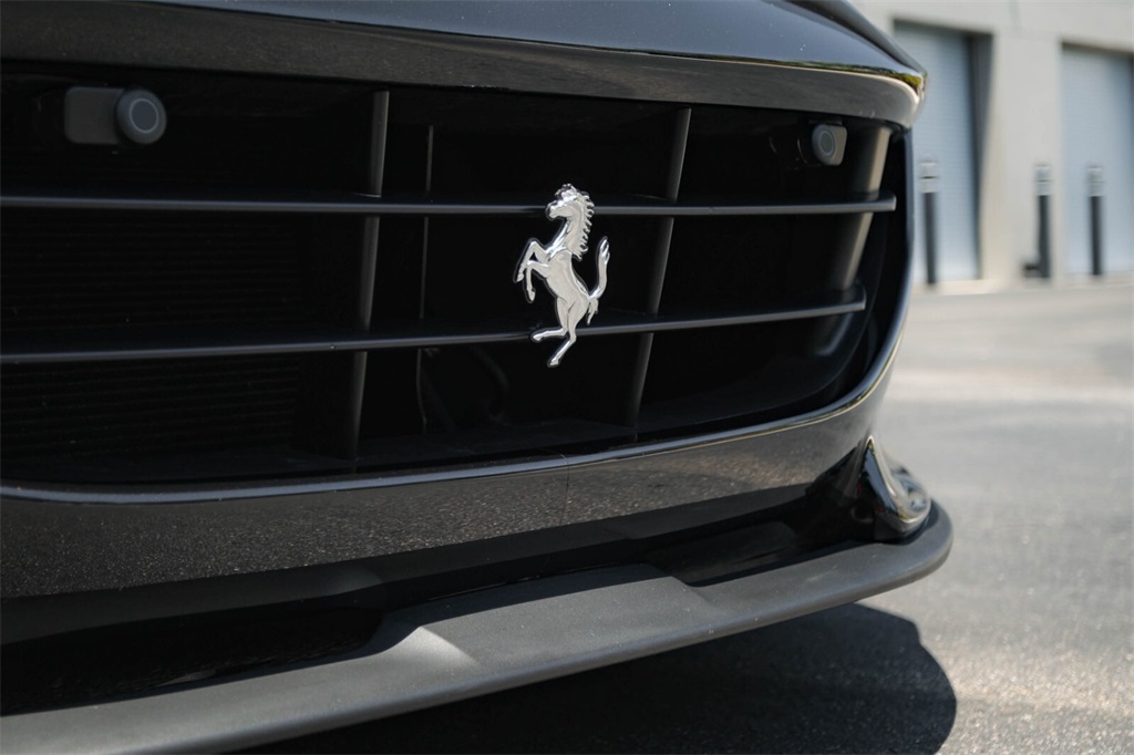 Certified Used 2022 Ferrari Base image 13