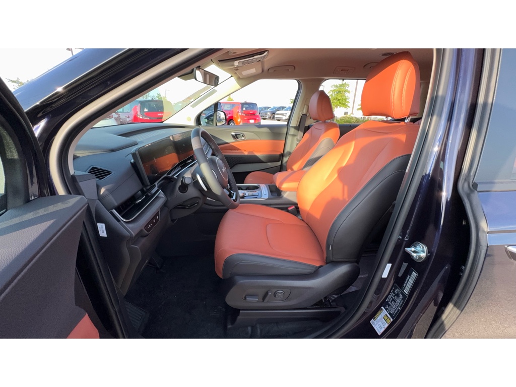 2026 Kia Carnival EX photo 5
