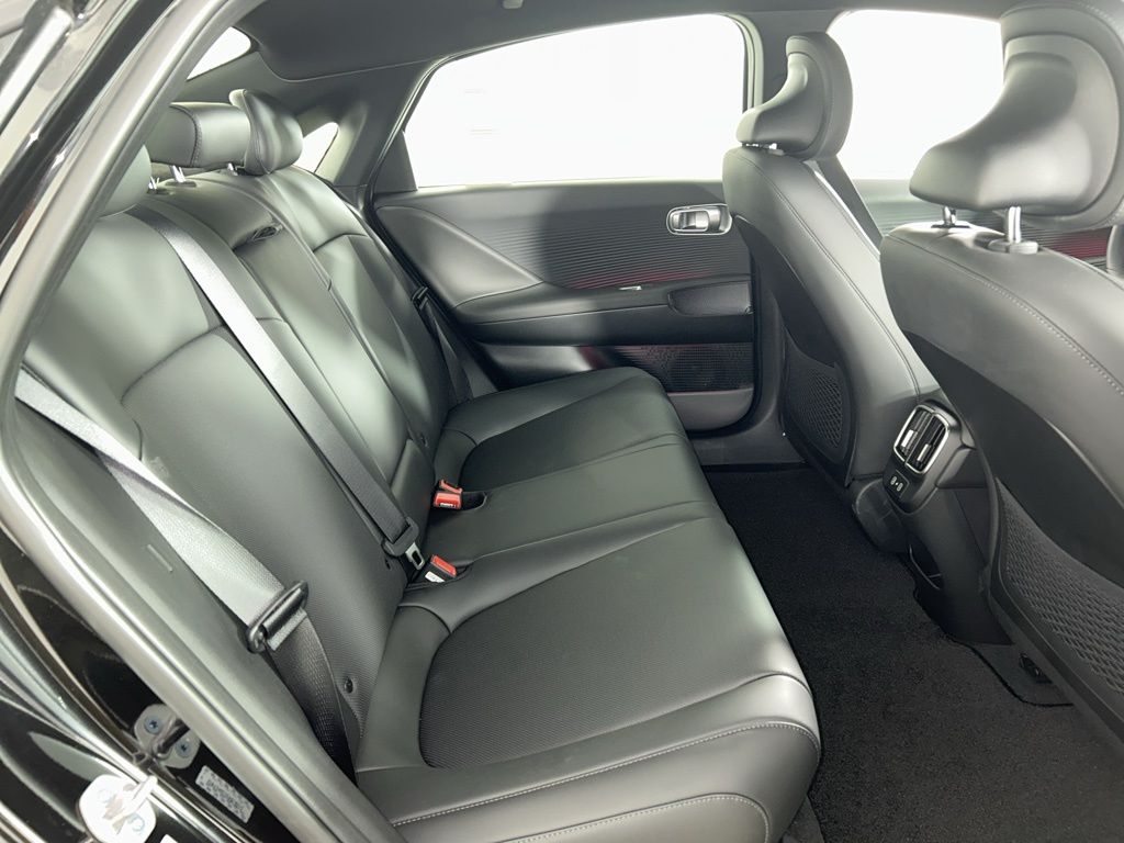 2024 Hyundai Ioniq 6 SEL photo 11