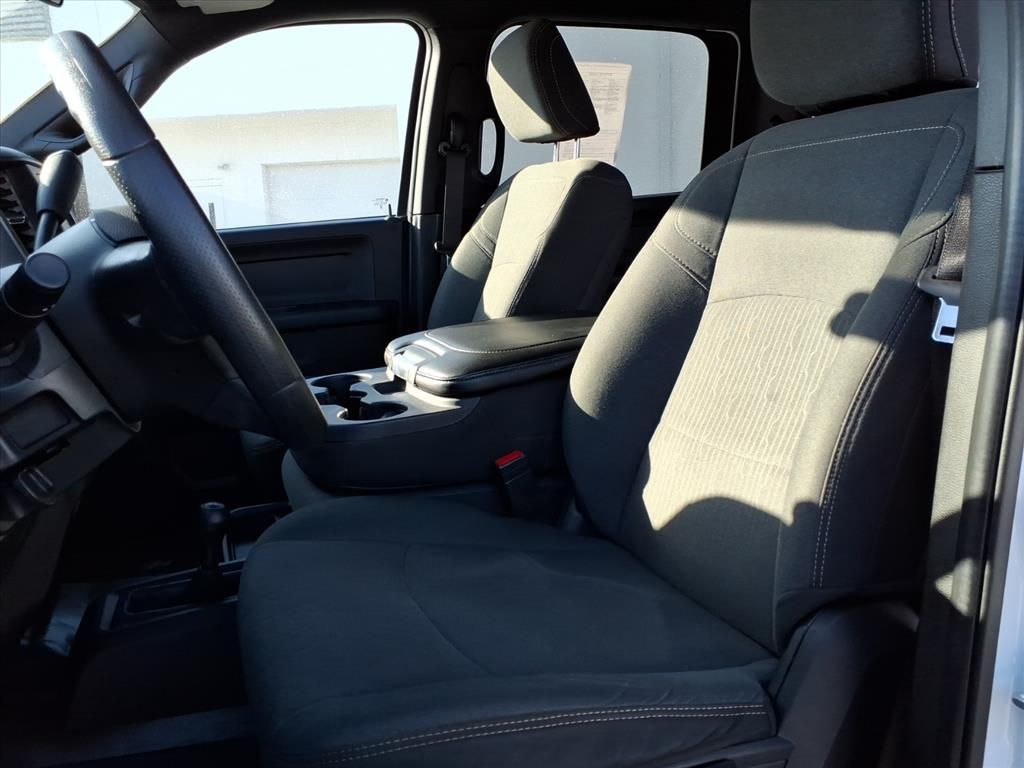 2023 RAM 3500 - Image 23