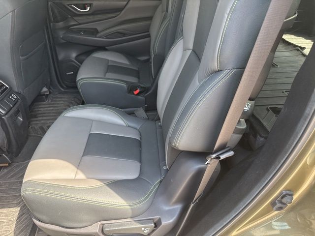 2023 Subaru Ascent Onyx Edition photo 6