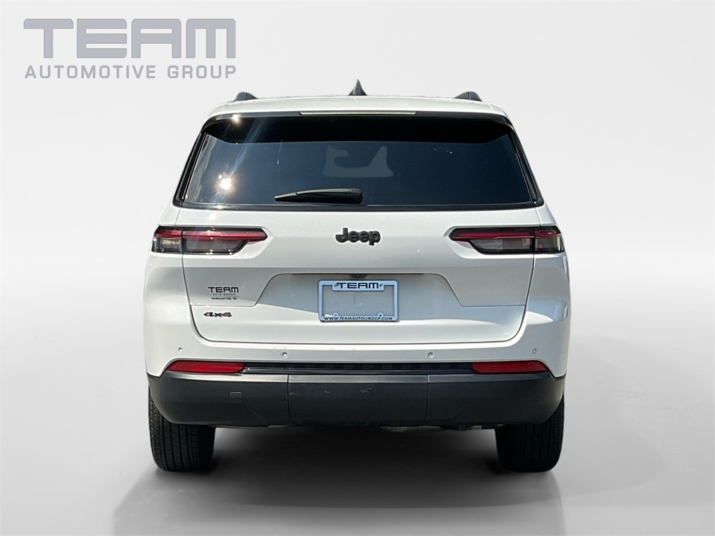 2024 Jeep Grand Cherokee Altitude photo 4